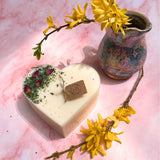 Large Heart Scented Candle with Rose Buds