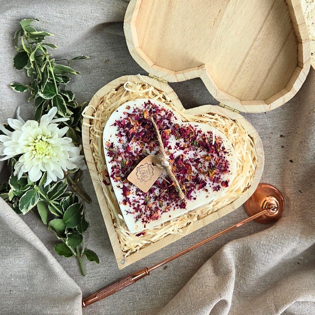 Heart Gift Box Candle with Rose Petals – Multiple Scents, Handmade