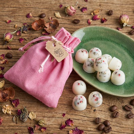 10 Jasmine Scented Soy Wax Melts in Linen Bag