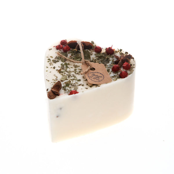 Small Heart Scented Candle With Star Anise & Red Berries