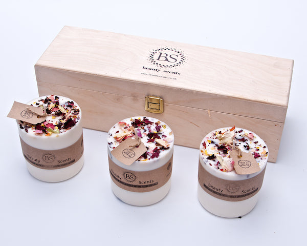 Gift Set of 3 Medium Candles with Rose Petals