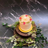 Medium Candle with Raspberry