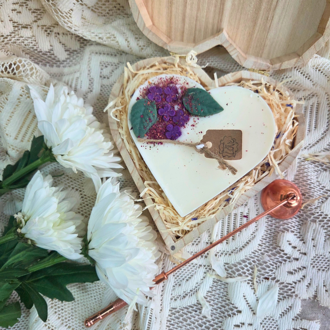 Heart candle with lilac flowers, vegan and rustic, in wooden gift box