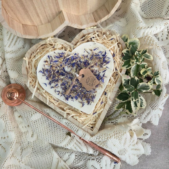 Heart Gift Box Candle with Rose Petals – Multiple Scents, Handmade